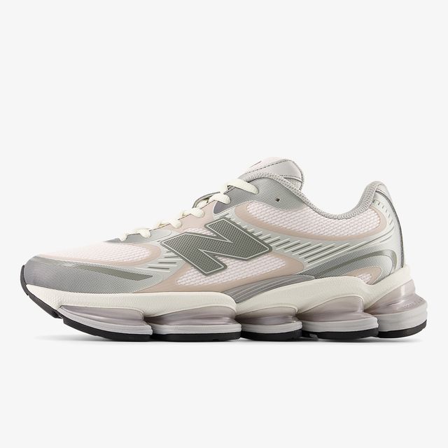 New Balance 2000