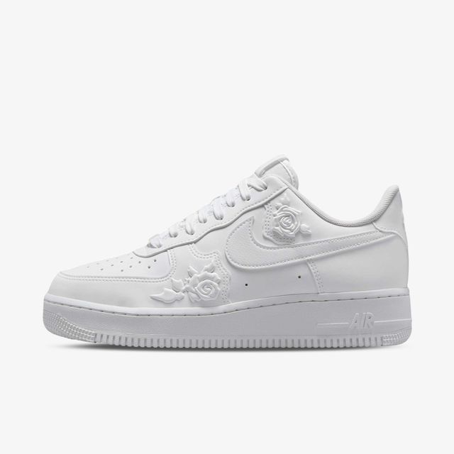 Nike Air Force 1 07 SE