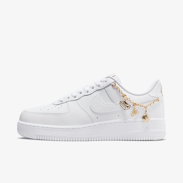 Nike Air Force 1 07 LX