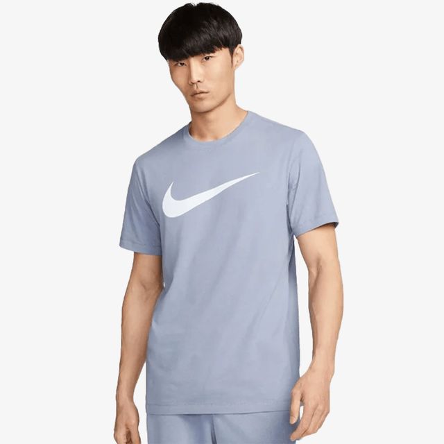 Nike Sportswear Swoosh