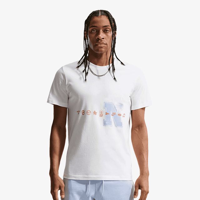 Nike Standard Celebrate