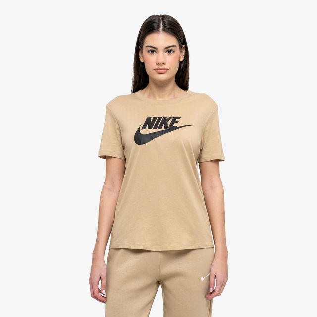Nike Sportswear Essential
