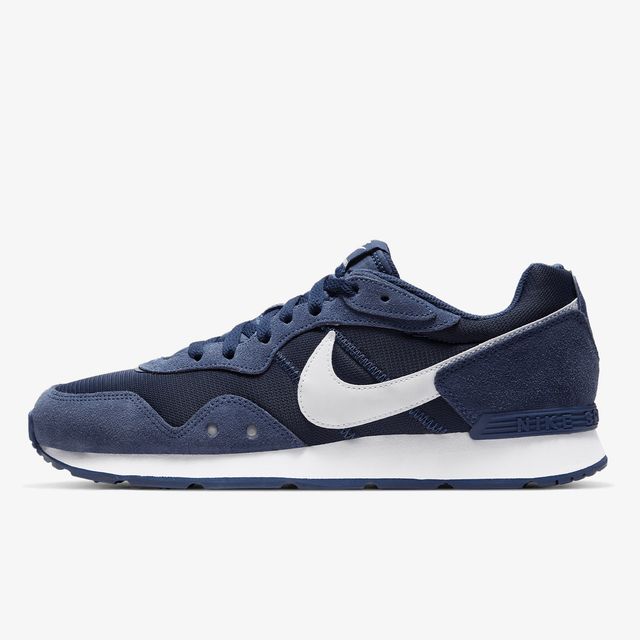 Nike Venture Runner