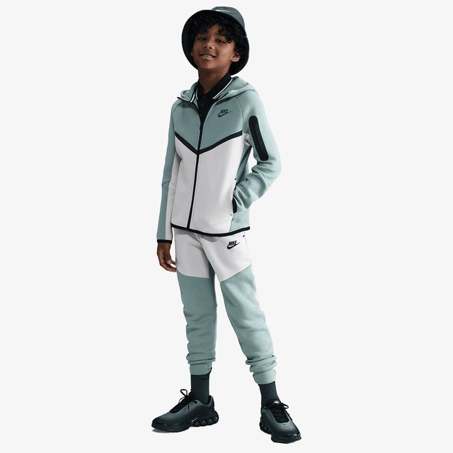 Nike Sportswear