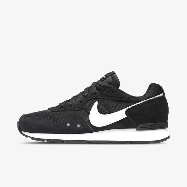 Nike Venture Runner