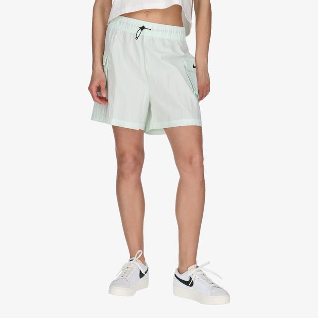 Nike Sportswear Essential