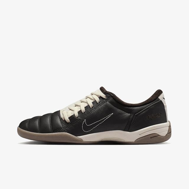 Nike Total 90