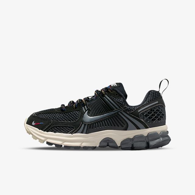 Nike Vomero 5 Ee
