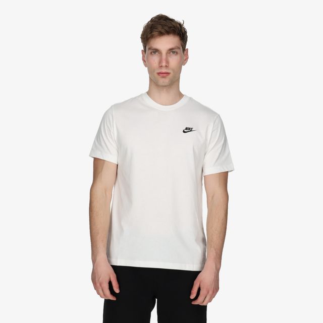 Nike Sportswear Club