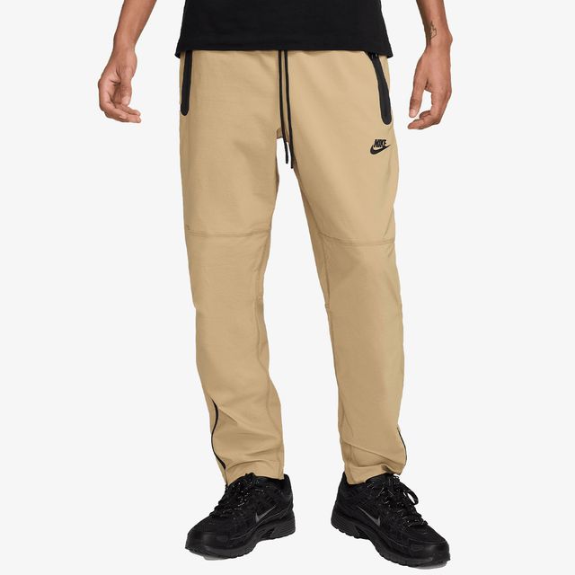 Nike Tech Fleece