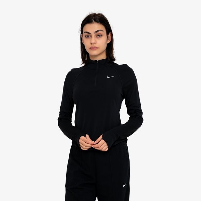 Nike Tempo Swoosh