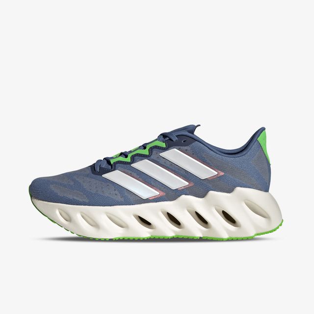 adidas Shift Forward