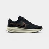 црна