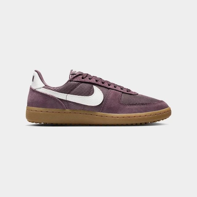 Nike Field General Ess