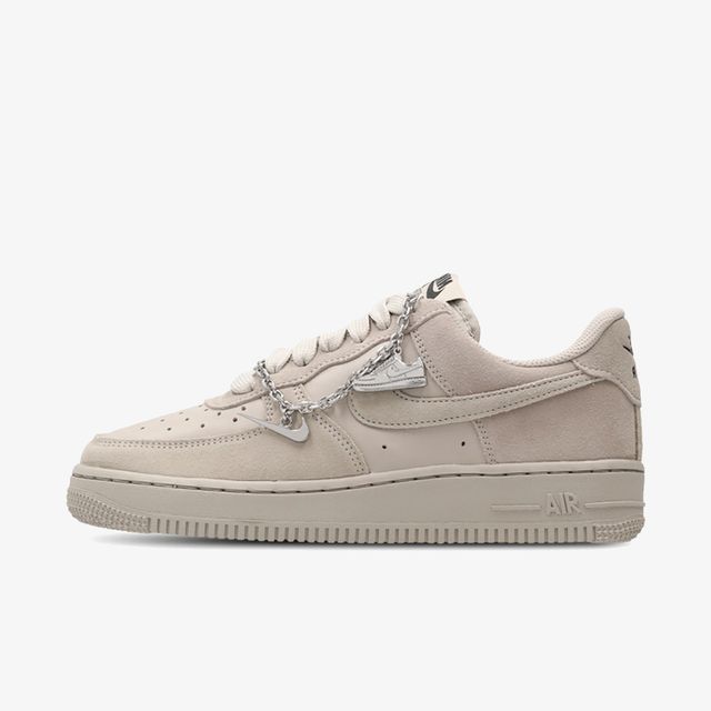 Nike Air Force 1 07