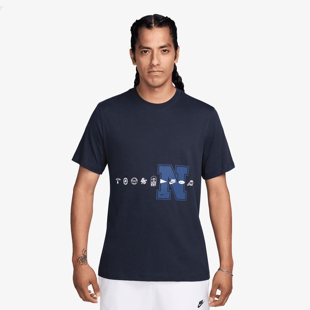 Nike Standard Celebrate