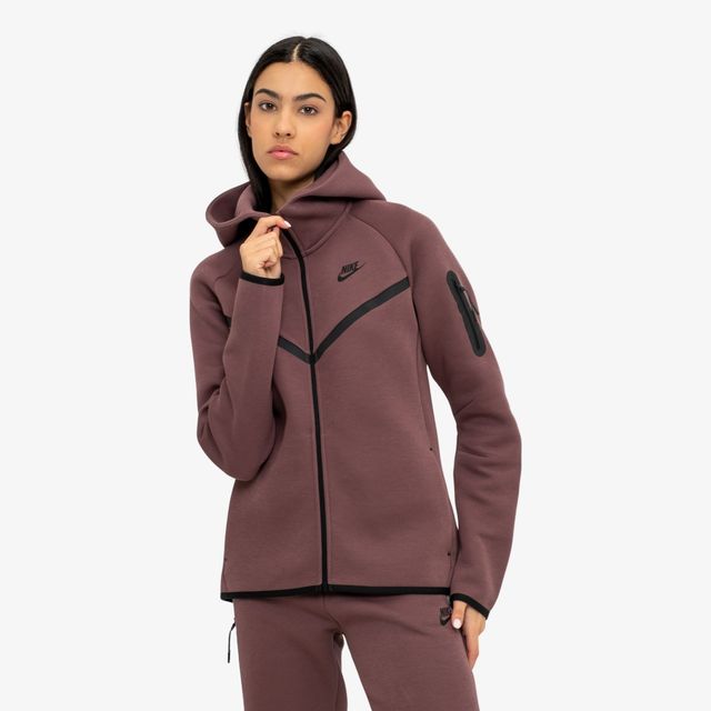 Nike Sportswear
