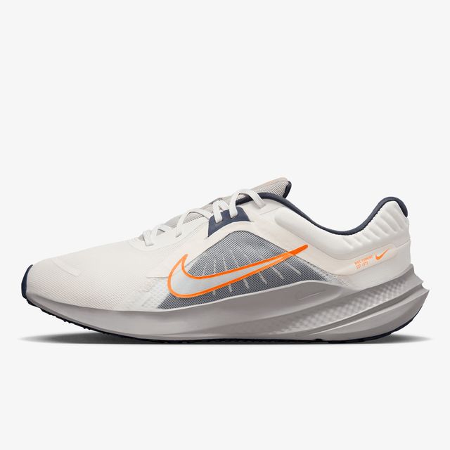 Nike Quest 5