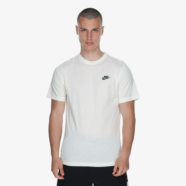 Nike Sportswear Club