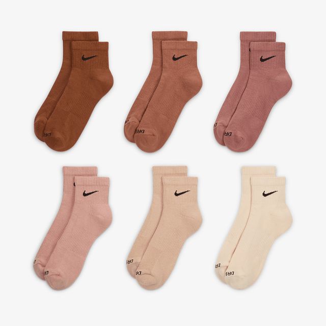 Nike Everyday Plus