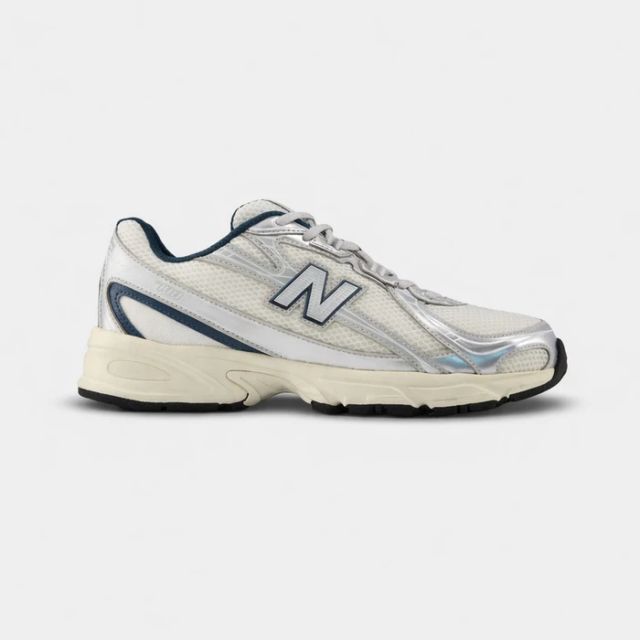 New Balance 740