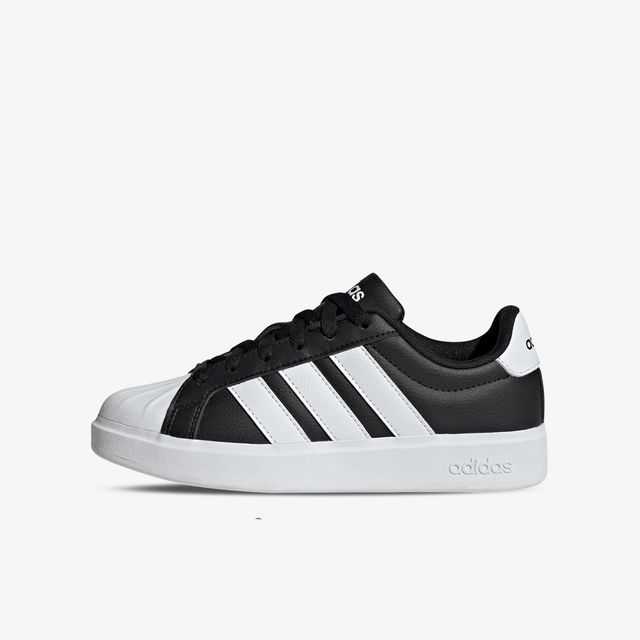 adidas Streettalk