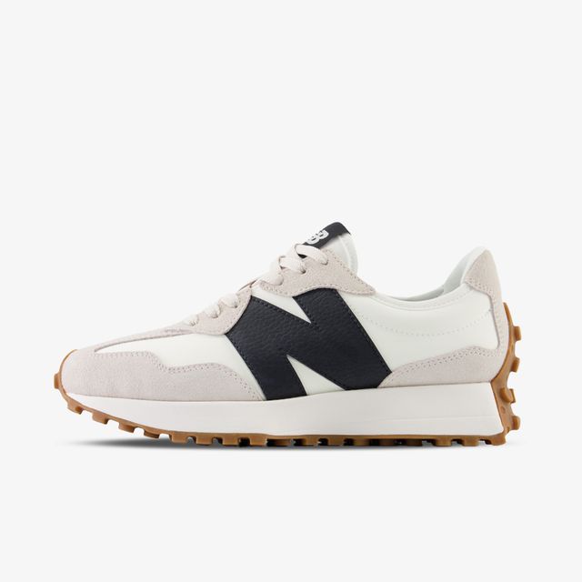 New Balance 327