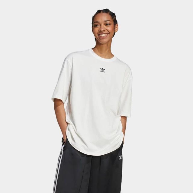 adidas Ess Boyfr