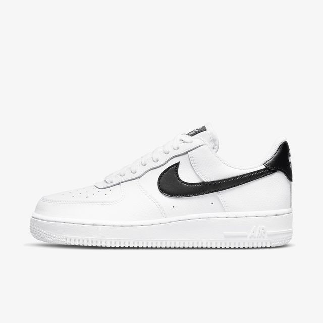 Nike Air Force 1 07