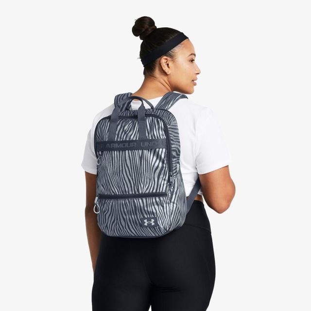 Under Armour Essentials