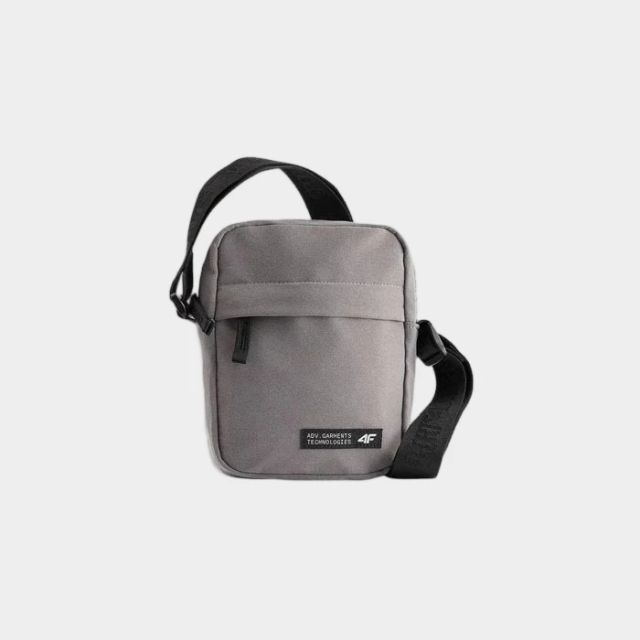 4F Pouch