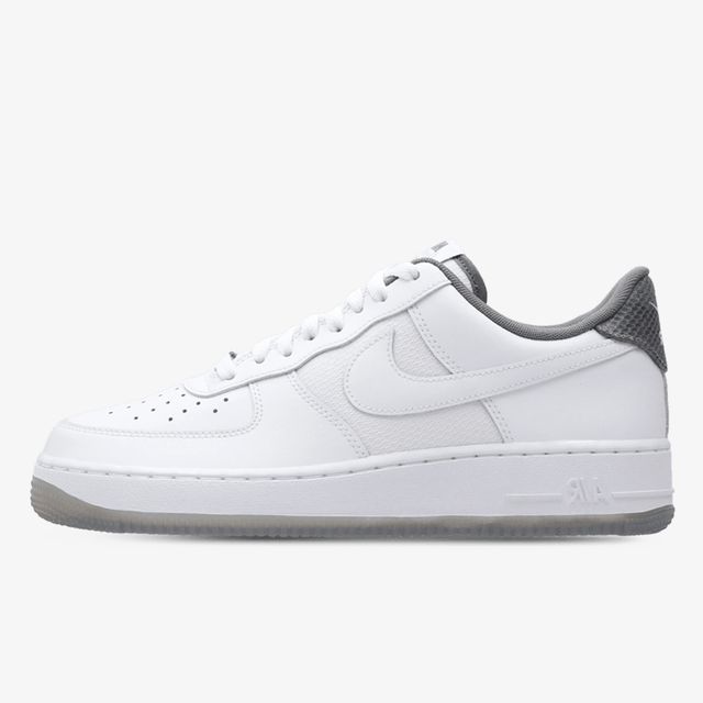 Nike Air Force 1 07 Lv8