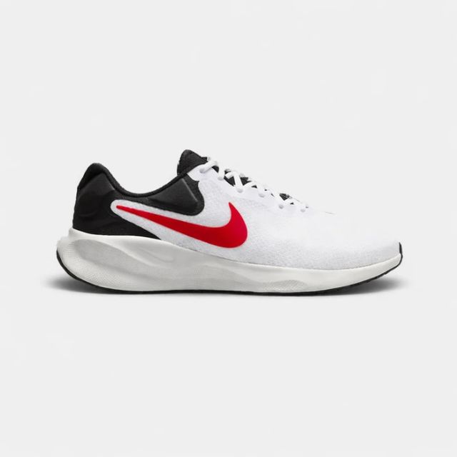 Nike Revolution 7