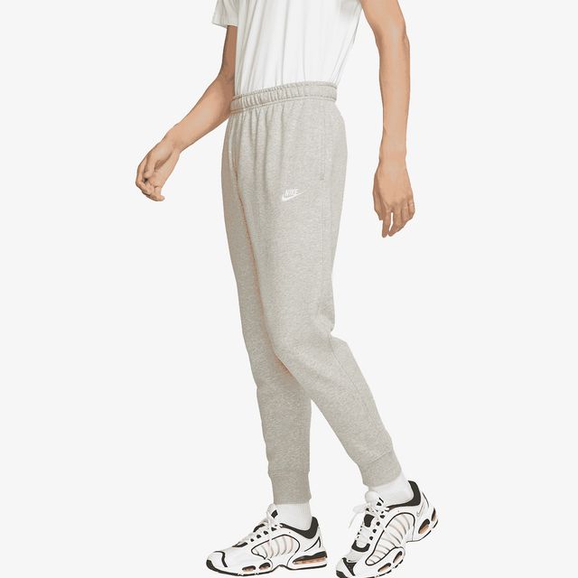 Nike Sportswear Club