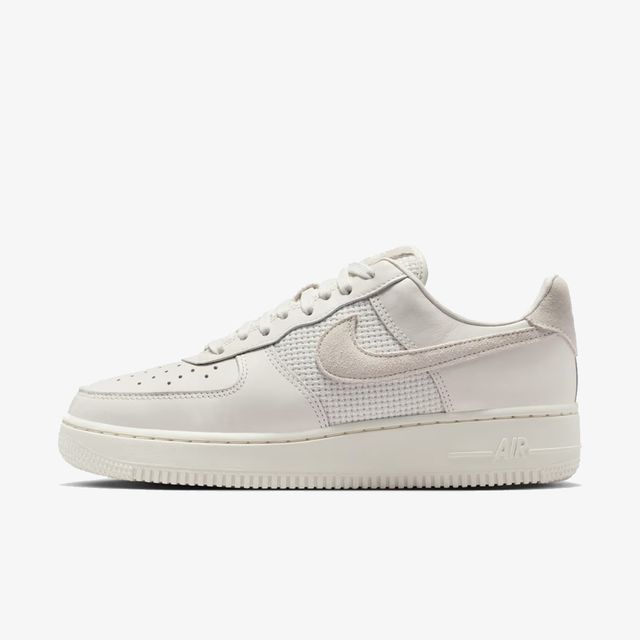 Nike Air Force 1 07