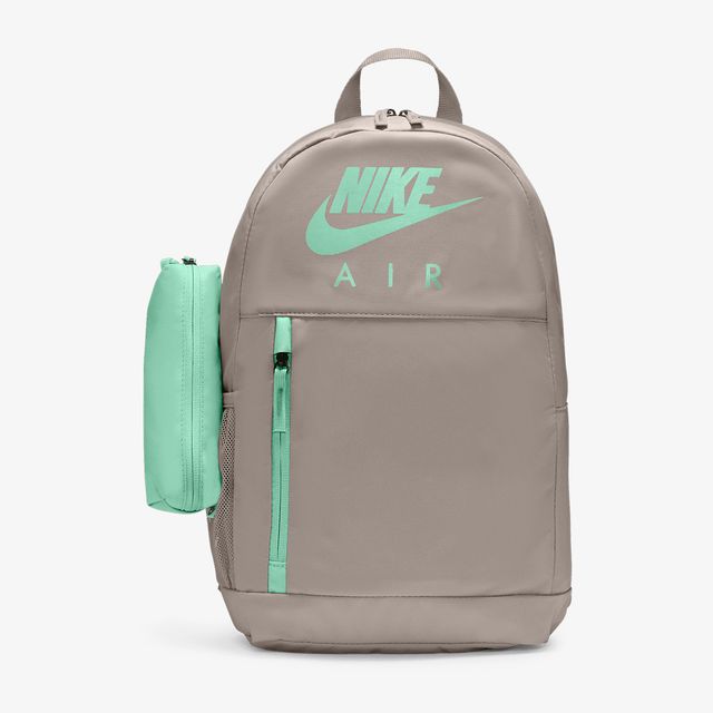 Nike Elemental