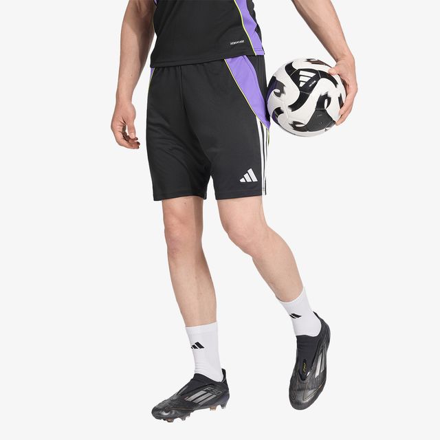 adidas Tiro 24