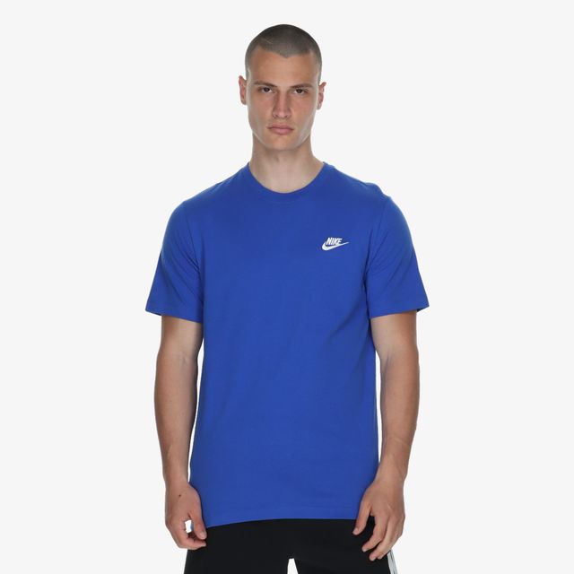 Nike Sportswear Club