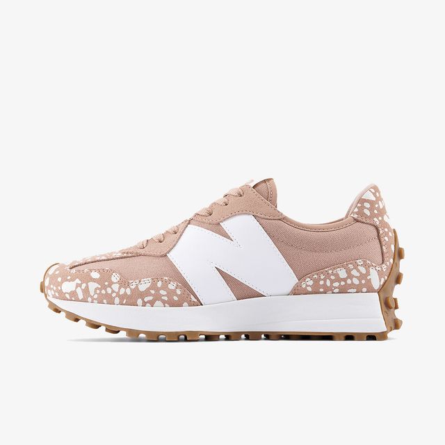 New Balance 327