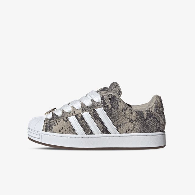 adidas Superstar St