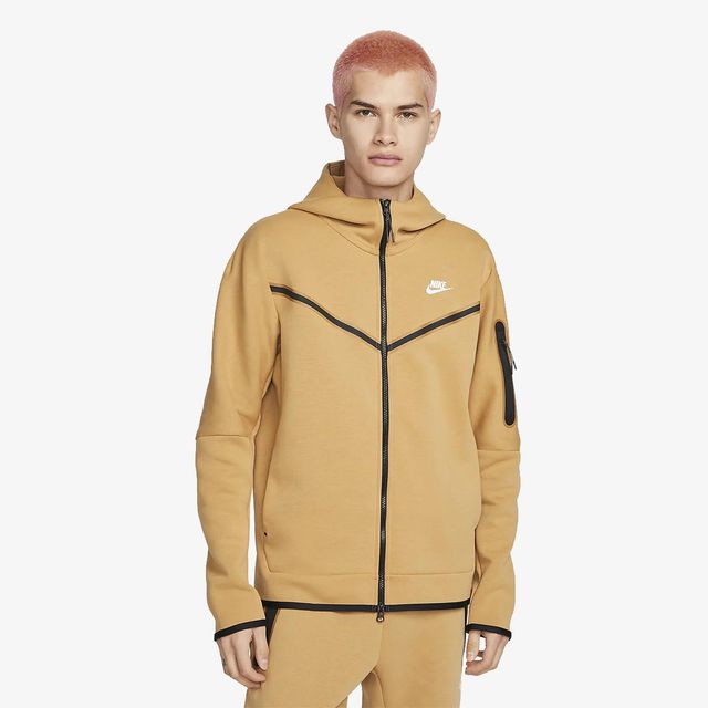 Nike Sportswear Tech