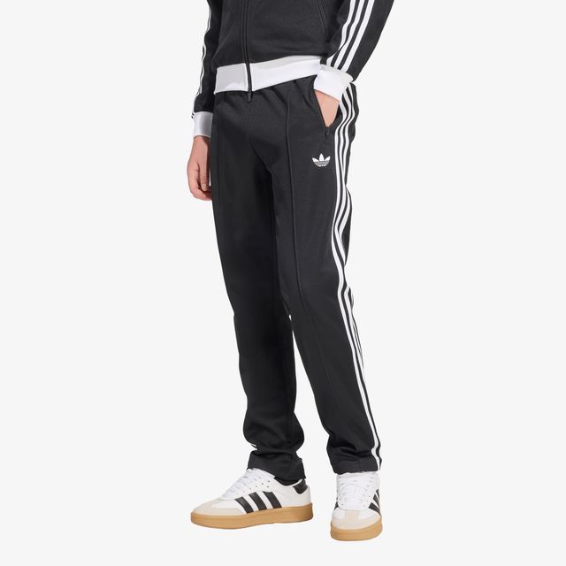 adidas Classic