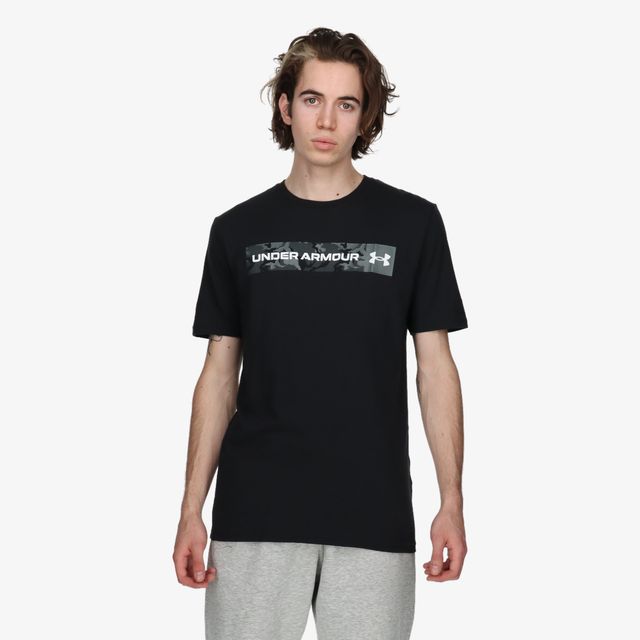 Under Armour Chest Stripe