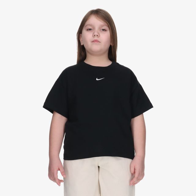 Nike Sportswear Essential