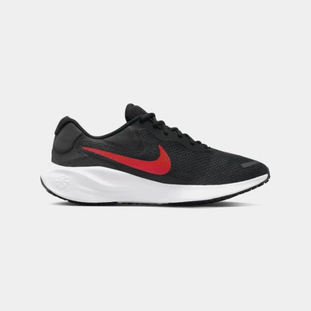 Nike Revolution 7