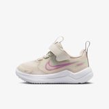 Nike Cosmic Runner