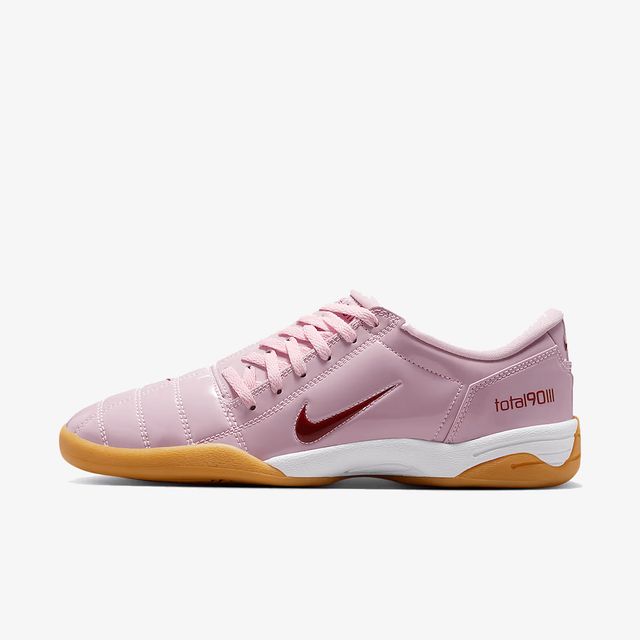Nike Total 90