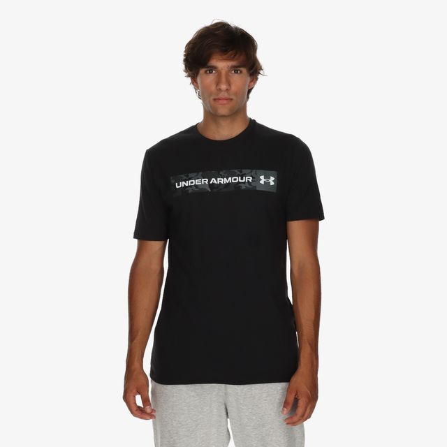 Under Armour Chest Stripe