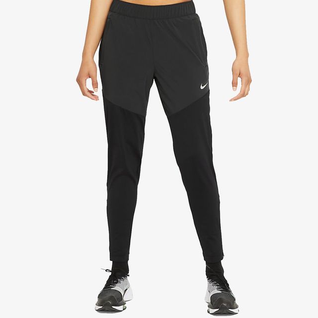 Nike Essential