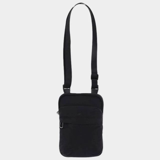 4F Pouch